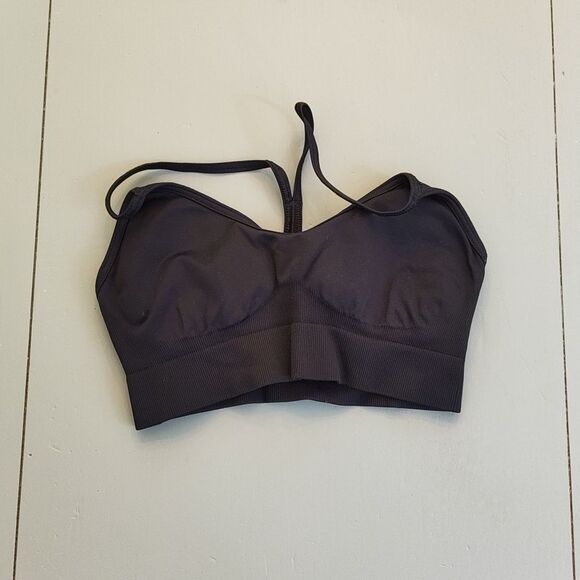 Gymshark Sweat Seamless Sports Bra light support Size S in Black NWT in Package - Picture 11 of 12